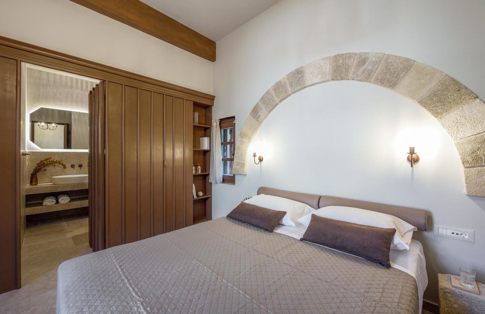 Spanish Knights Inn Rhodes City エクステリア 写真
