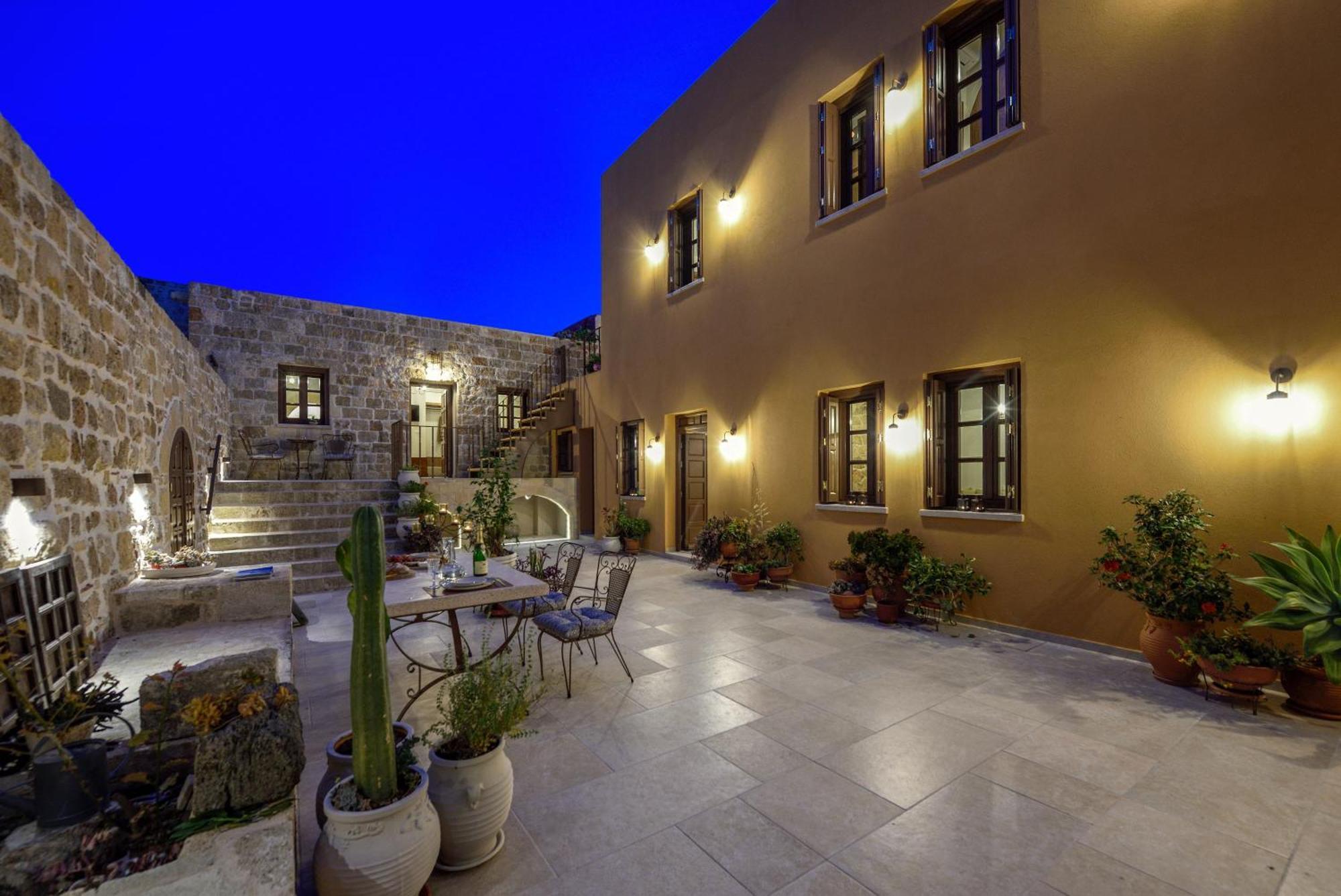 Spanish Knights Inn Rhodes City エクステリア 写真